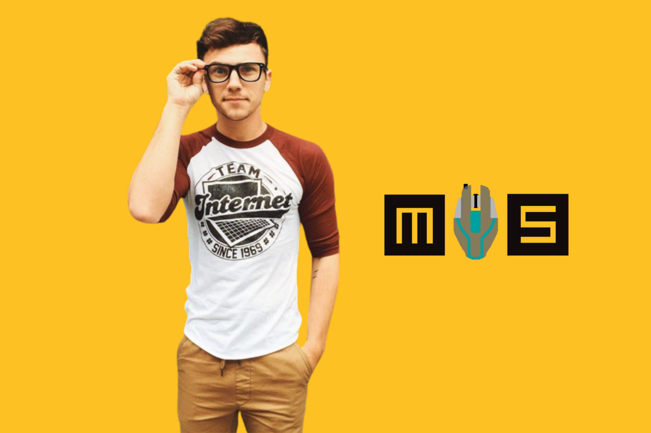 chico_geek-fondo_amarillo_logo_ms